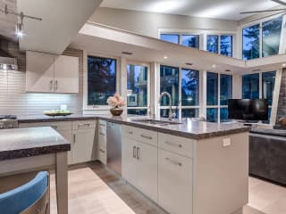 Lakeview Village image 7